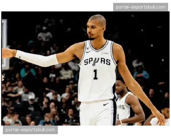 马刺医疗团队谨慎管理小伤 季后赛前核心球员负荷控制 马刺医疗团队谨慎管理小伤 季后赛前核心球员负荷控制